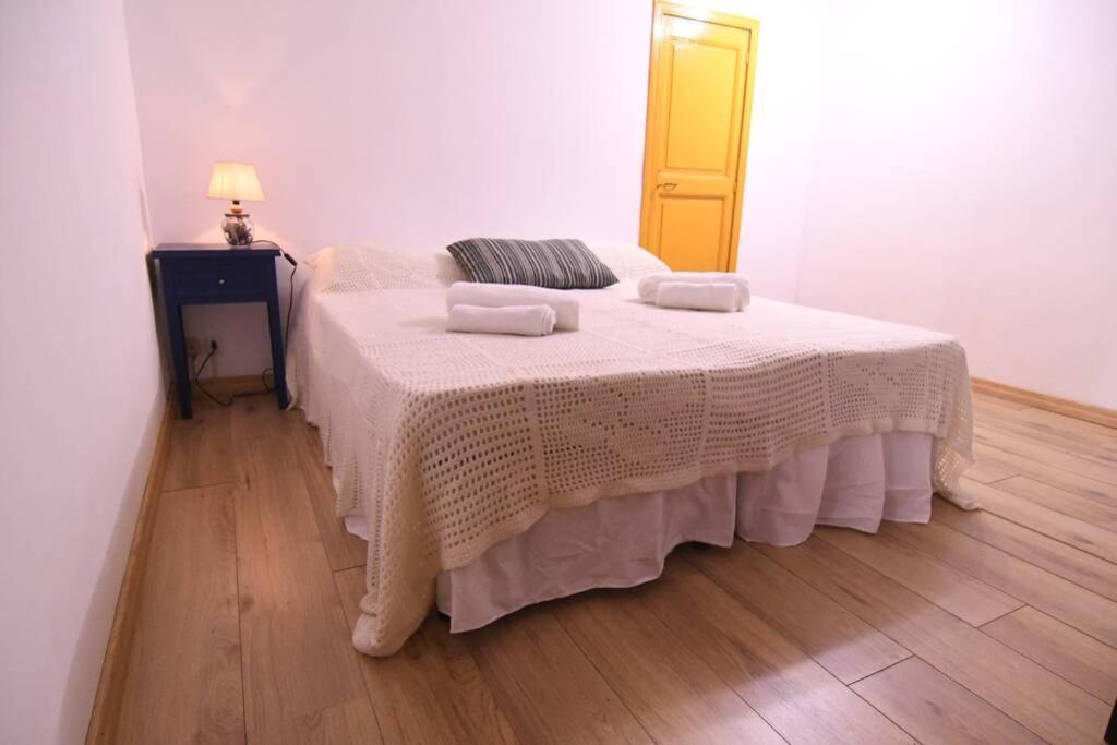 Apartment The Yellow House Catania